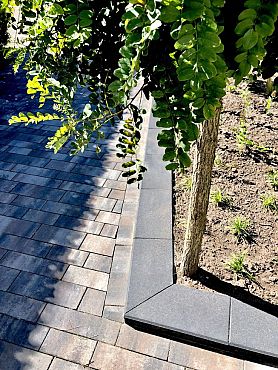 Traptrede 60x30x15 cm indus black kleurecht met facet ( Verpakt op WW pallet)