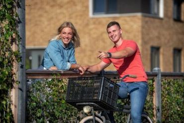 # TC Grenen betonijzertrellis, 90 x 180 cm, met maas 7,5 x 7,5 cm, in raamwerk 4,5 x 7 cm, groen gei