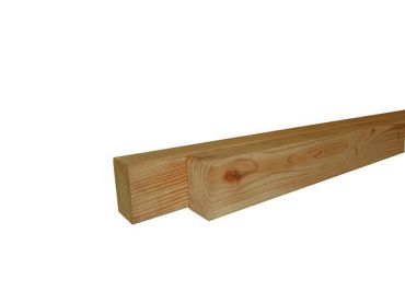 Douglas fijnbez regel 4,5 x 7,5 x 250 cm, groen geimpregneerd.