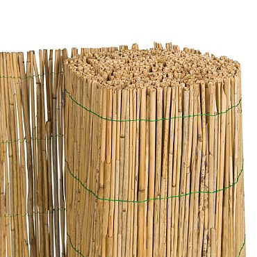 Rietrol 8mm dik - 180 x 600 cm - met groen perlondraad gevlochten per stengel gebonden