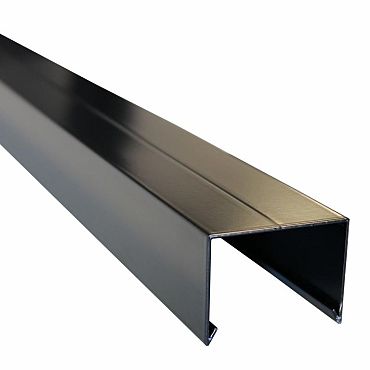 Aluminium afdekkap met sponning (5,1 cm) 4,5 x 6,1 x 179,5 cm, zwart RAL 9005.