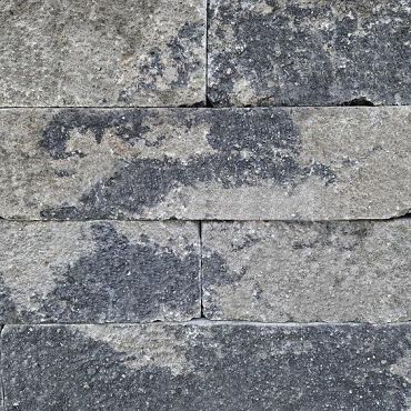 Getrommelde Splitblok 15x15x60 cm Grey mix 2.0 ( verpakt op ww pallet)
